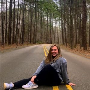 Meet your Posher, Amanda